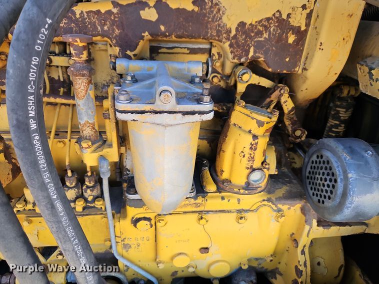 image for item EI8672 1969 Caterpillar D7 dozer
