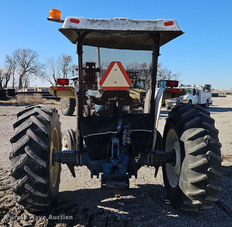 image for item EI8673 1994 New Holland 5610 tractor
