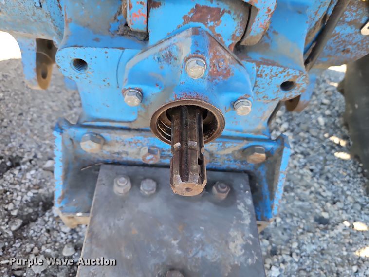 image for item EI8673 1994 New Holland 5610 tractor