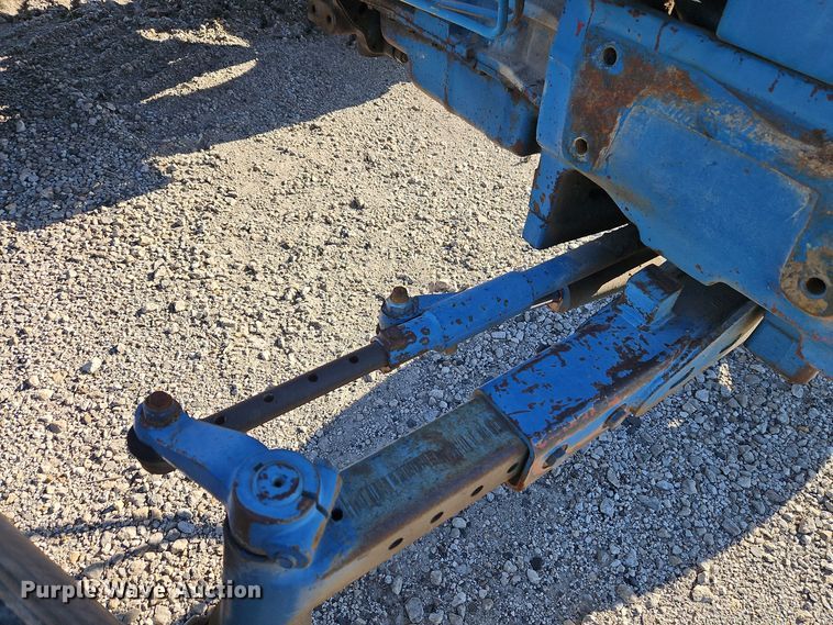 image for item EI8673 1994 New Holland 5610 tractor