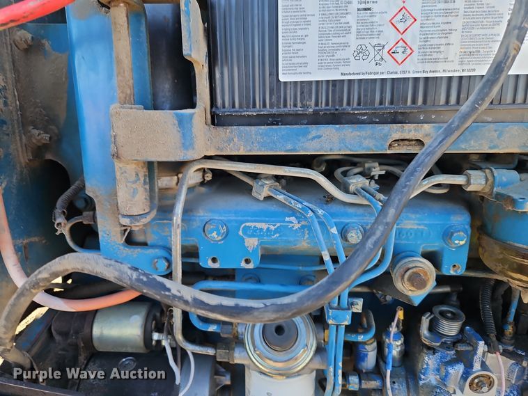 image for item EI8673 1994 New Holland 5610 tractor