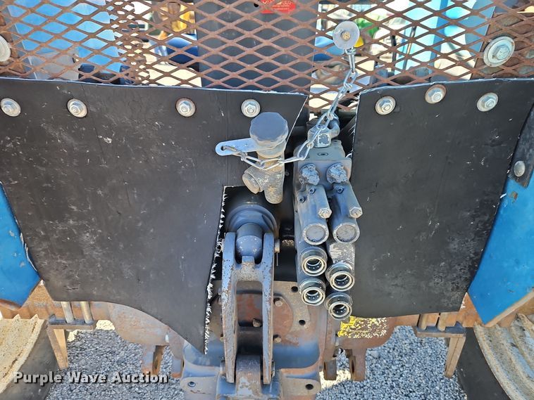 image for item EI8674 1997 New Holland 5610 tractor