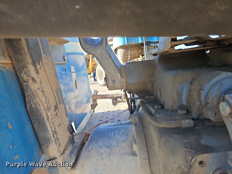 image for item EI8674 1997 New Holland 5610 tractor