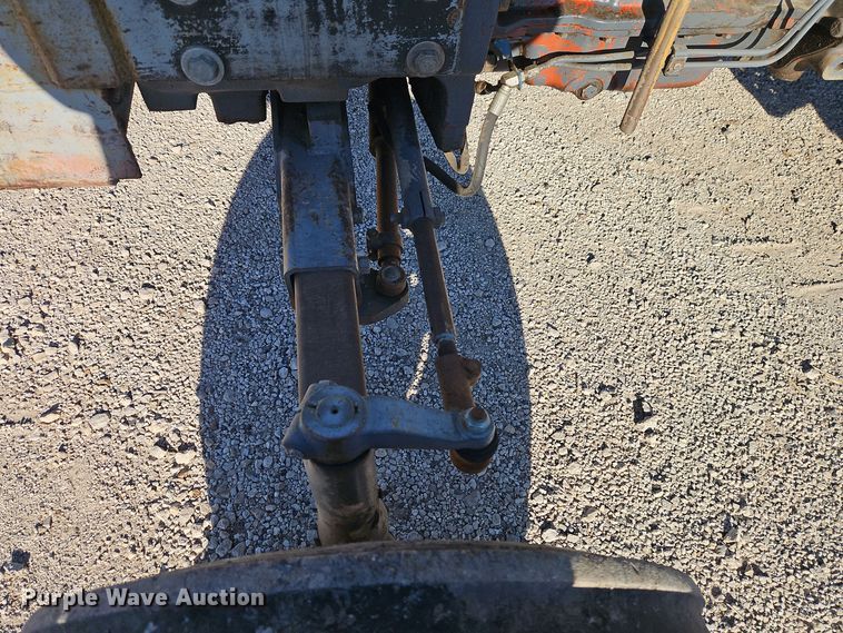 image for item EI8674 1997 New Holland 5610 tractor