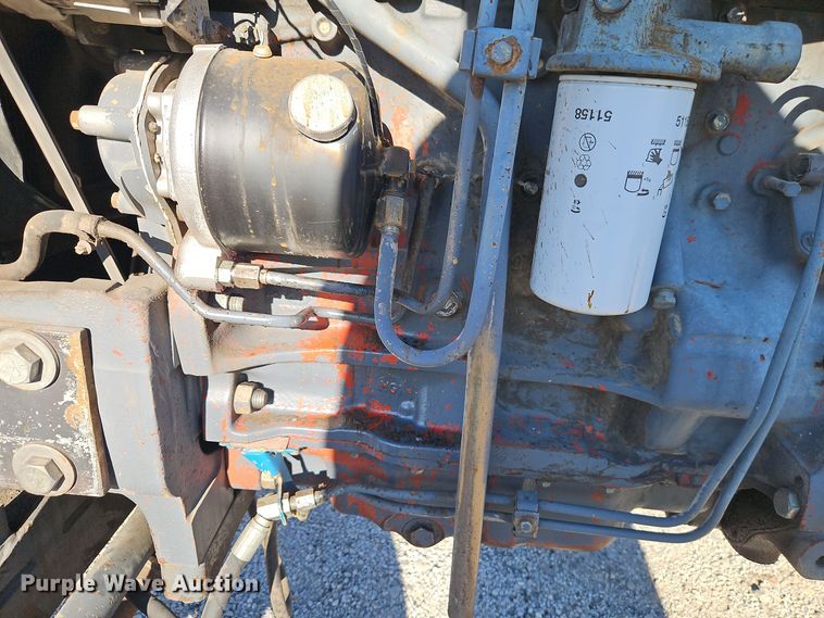 image for item EI8674 1997 New Holland 5610 tractor