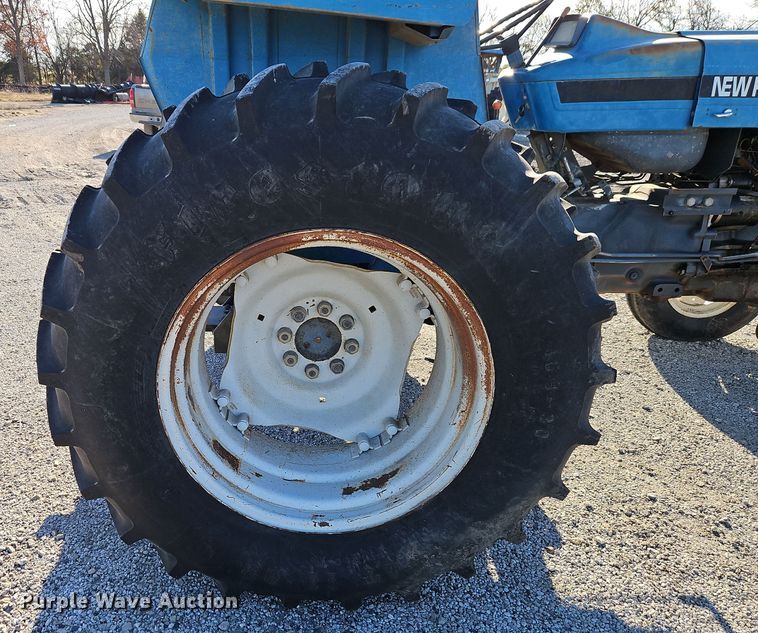 image for item EI8674 1997 New Holland 5610 tractor