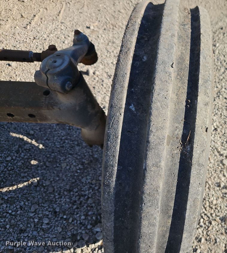 image for item EI8674 1997 New Holland 5610 tractor