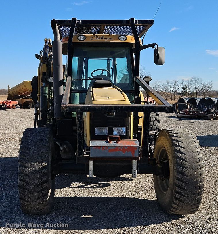 image for item EI8675 2004 Challenger MT525B MFWD tractor
