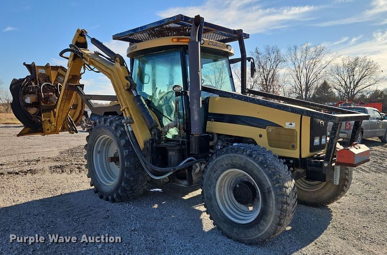 image for item EI8675 2004 Challenger MT525B MFWD tractor