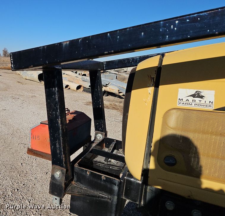 image for item EI8675 2004 Challenger MT525B MFWD tractor