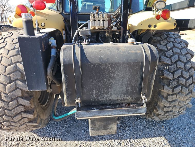 image for item EI8675 2004 Challenger MT525B MFWD tractor