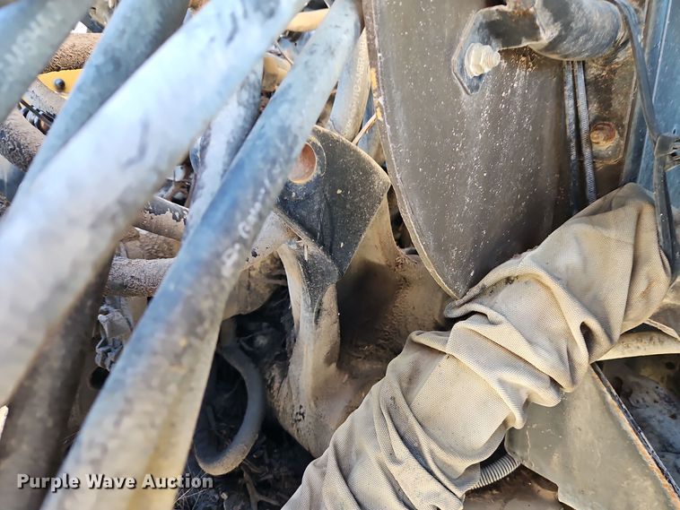 image for item EI8675 2004 Challenger MT525B MFWD tractor