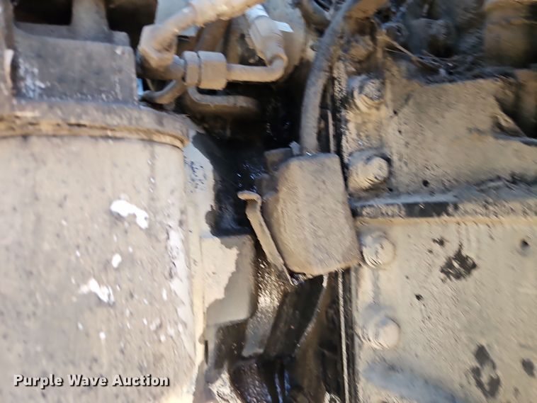 image for item EI8675 2004 Challenger MT525B MFWD tractor