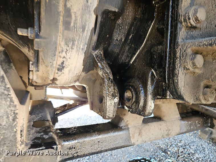 image for item EI8675 2004 Challenger MT525B MFWD tractor