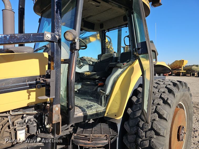 image for item EI8675 2004 Challenger MT525B MFWD tractor