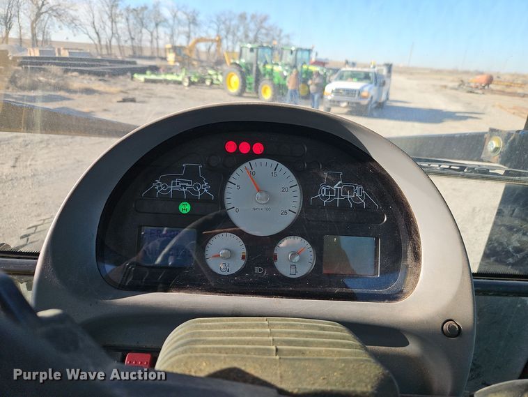 image for item EI8675 2004 Challenger MT525B MFWD tractor