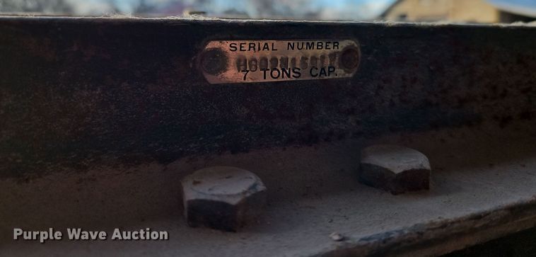 image for item EI8678 (2) jacks