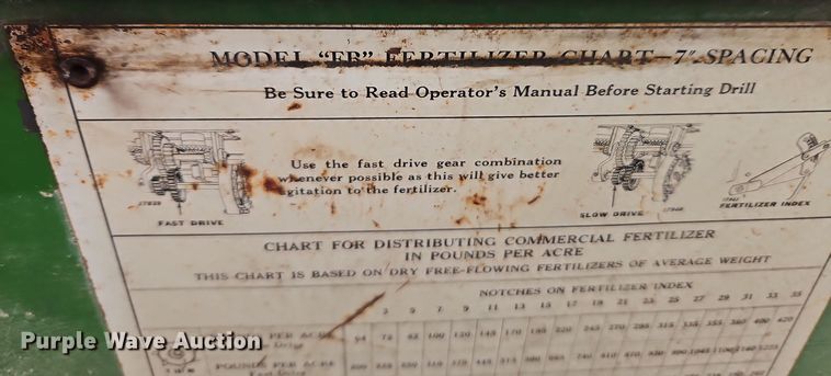 image for item EI8682 John Deere grain drill