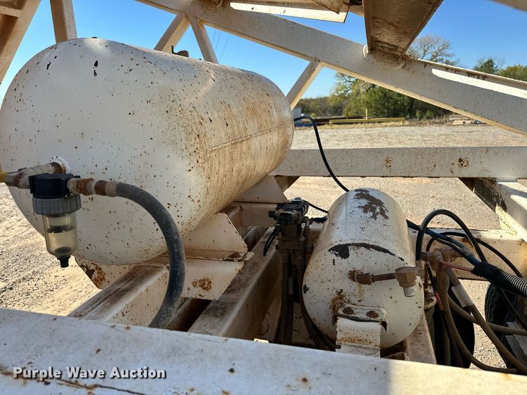 image for item EJ5143 2012 CPS LB40 bottom dump trailer