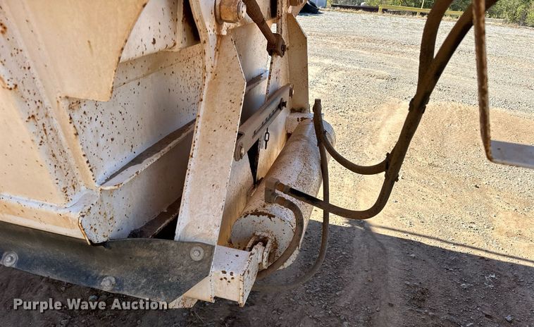 image for item EJ5143 2012 CPS LB40 bottom dump trailer