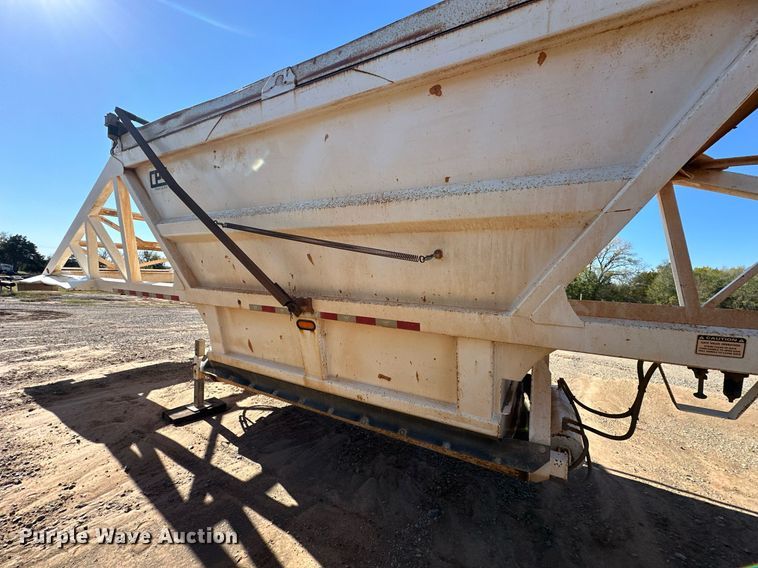 image for item EJ5143 2012 CPS LB40 bottom dump trailer