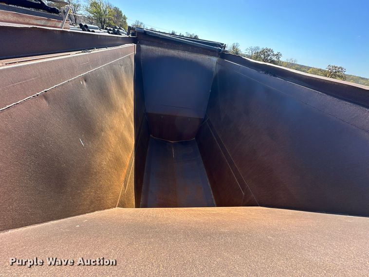 image for item EJ5143 2012 CPS LB40 bottom dump trailer