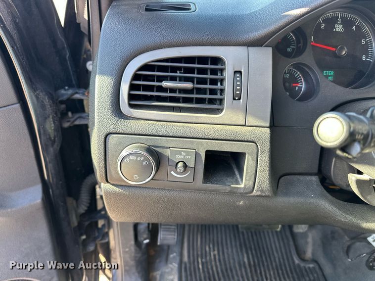 image for item EJ5170 2014 Chevrolet Tahoe Police SUV