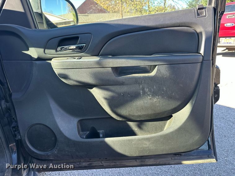 image for item EJ5170 2014 Chevrolet Tahoe Police SUV