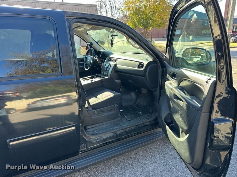 image for item EJ5170 2014 Chevrolet Tahoe Police SUV
