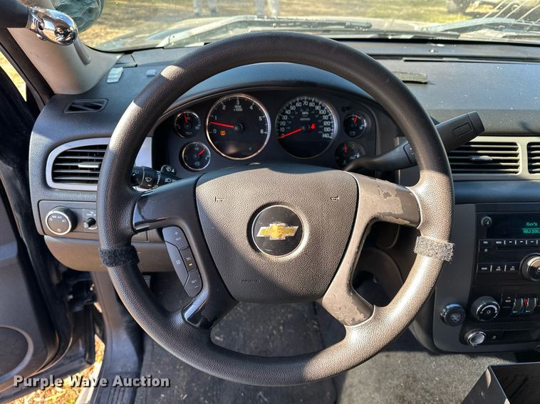 image for item EJ5171 2011 Chevrolet Tahoe Police SUV