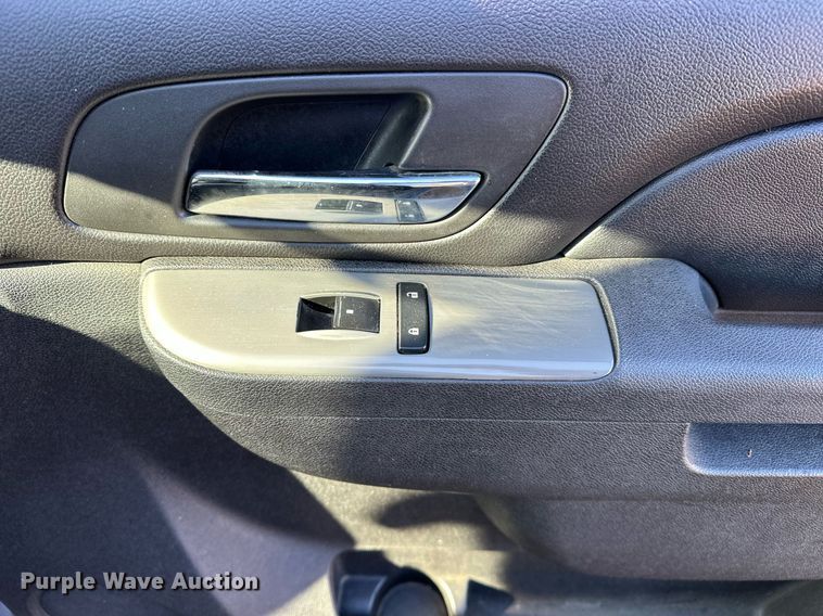 image for item EJ5171 2011 Chevrolet Tahoe Police SUV