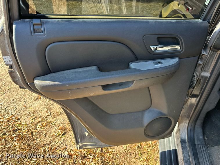 image for item EJ5171 2011 Chevrolet Tahoe Police SUV