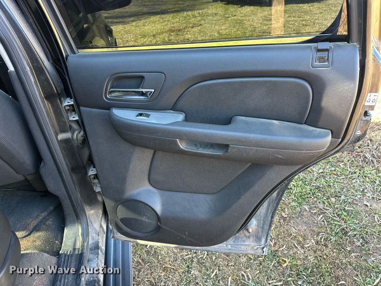 image for item EJ5171 2011 Chevrolet Tahoe Police SUV