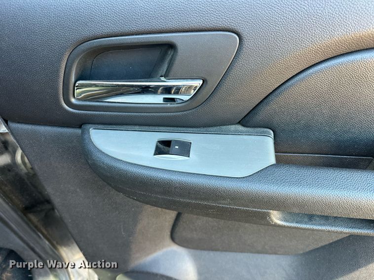 image for item EJ5171 2011 Chevrolet Tahoe Police SUV