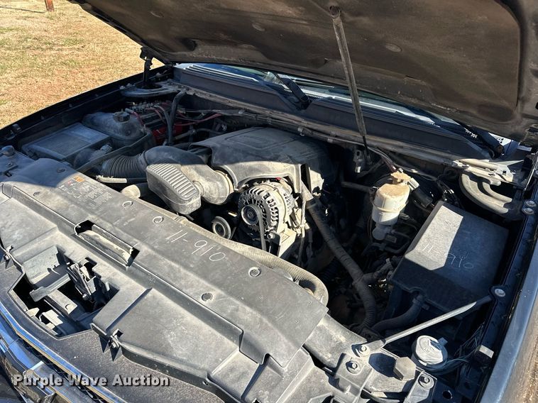 image for item EJ5171 2011 Chevrolet Tahoe Police SUV