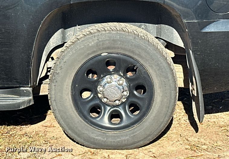 image for item EJ5171 2011 Chevrolet Tahoe Police SUV