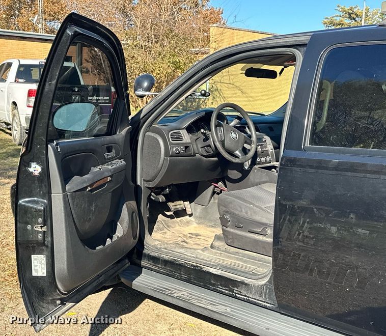 image for item EJ5172 2012 Chevrolet Tahoe Police SUV