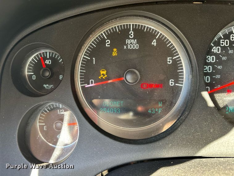 image for item EJ5172 2012 Chevrolet Tahoe Police SUV