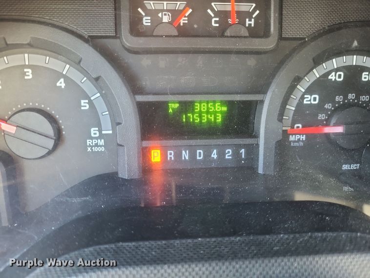 image for item EJ8145 2016 Goshen E350 Super Duty  shuttle bus