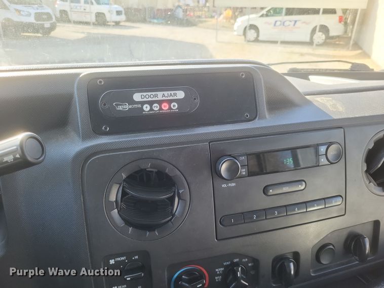 image for item EJ8145 2016 Goshen E350 Super Duty  shuttle bus