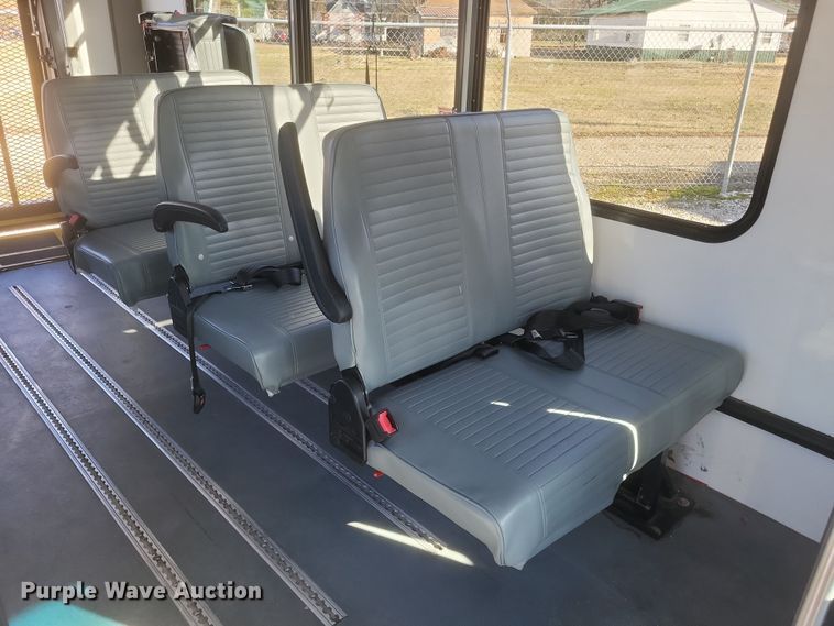 image for item EJ8145 2016 Goshen E350 Super Duty  shuttle bus