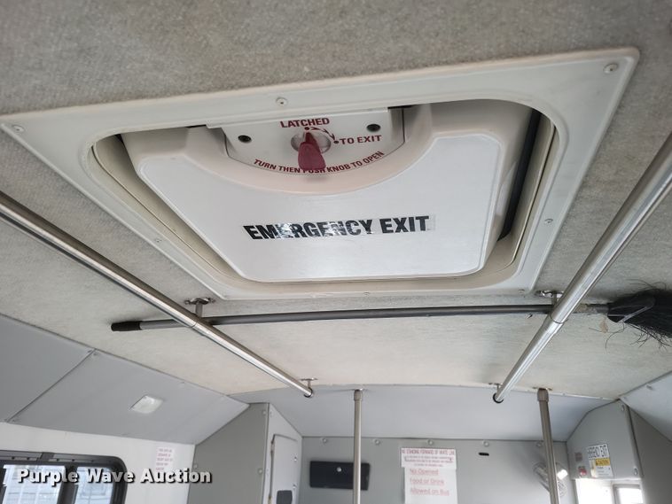 image for item EJ8145 2016 Goshen E350 Super Duty  shuttle bus