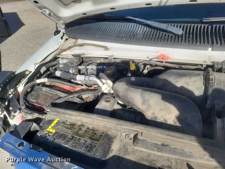 image for item EJ8145 2016 Goshen E350 Super Duty  shuttle bus