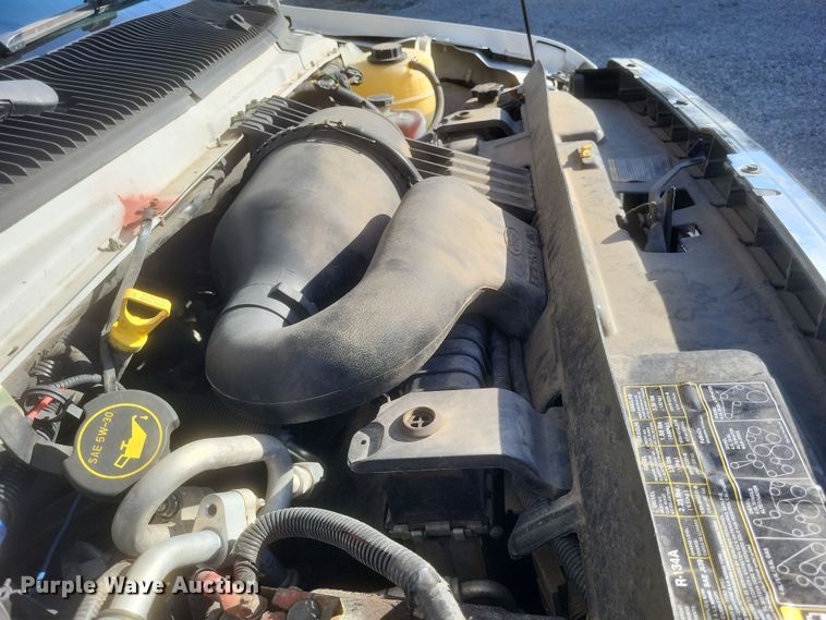 image for item EJ8145 2016 Goshen E350 Super Duty  shuttle bus