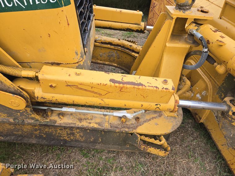 image for item EQ2534 Caterpillar D5G LGP dozer