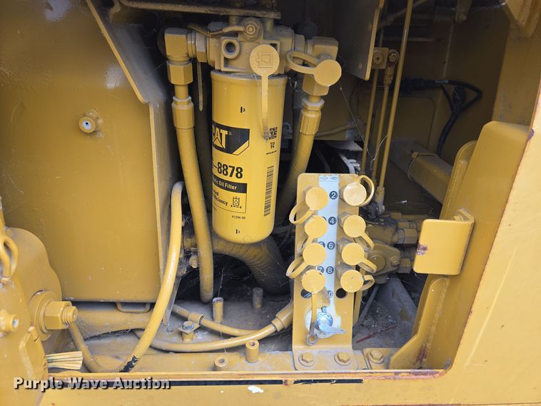 image for item EQ2534 Caterpillar D5G LGP dozer