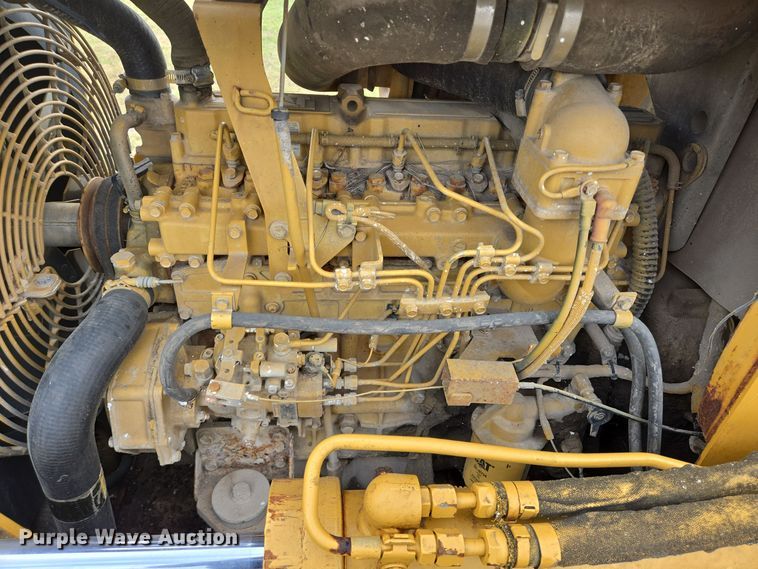 image for item EQ2534 Caterpillar D5G LGP dozer