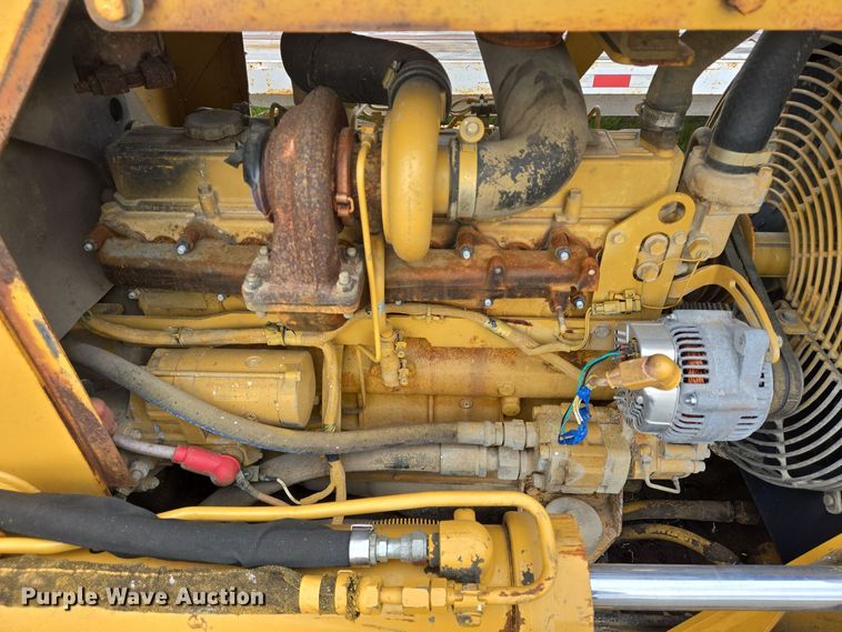 image for item EQ2534 Caterpillar D5G LGP dozer