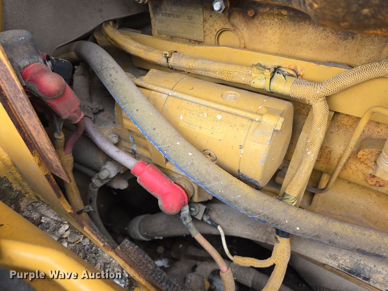 image for item EQ2534 Caterpillar D5G LGP dozer