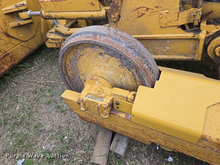 image for item EQ2534 Caterpillar D5G LGP dozer